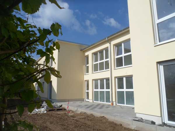 fertiggestelltes Gebäude